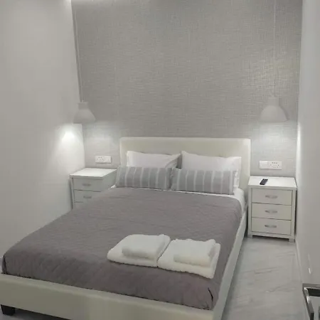 Ermioni * 레메소스